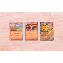 CARTAS POKÉMON PACK CHARIZARD EX 3 CARTAS HOLOGRÁFICAS DE PROMOCIÓN 1 FIGURA PARA EXHIBIR UNA CARTA Y 10 SOBRES DE MEJORA